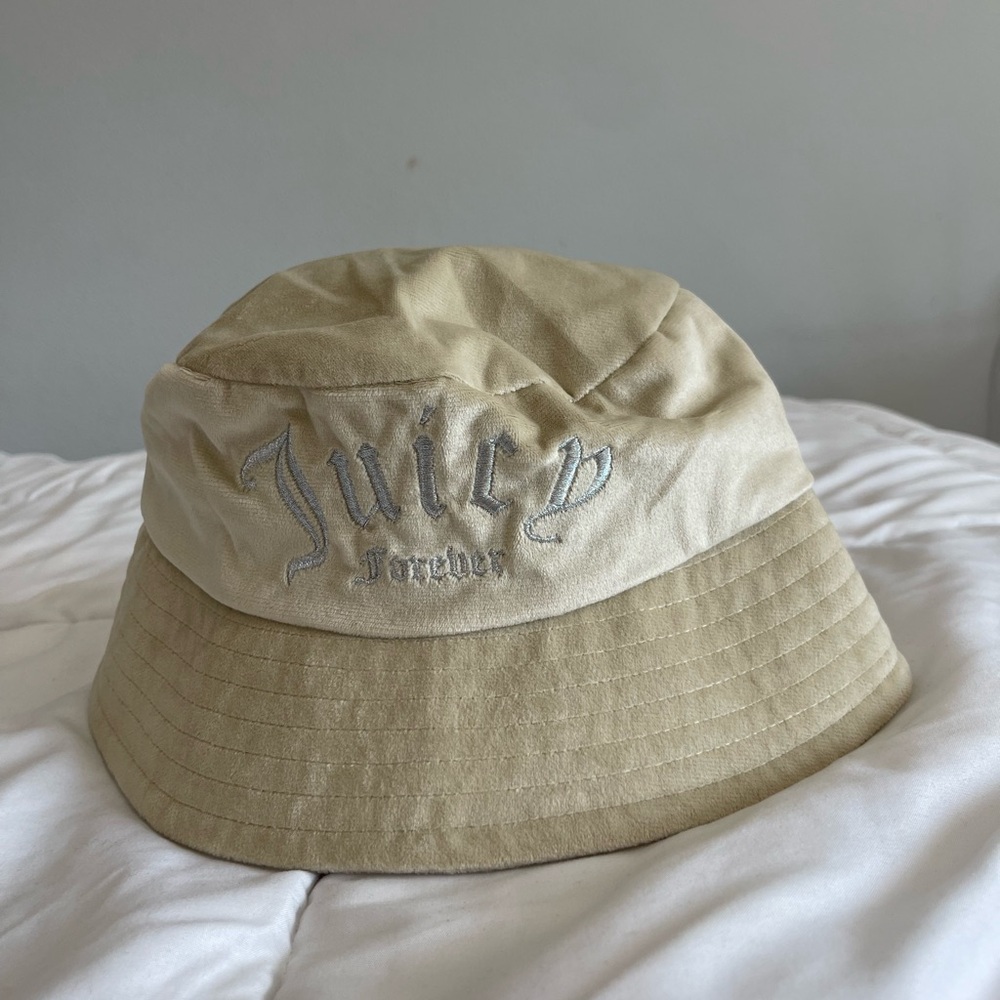 Juicy x forever 21 bucket hat